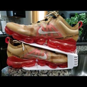 Nike Vapor Max Red & Gold